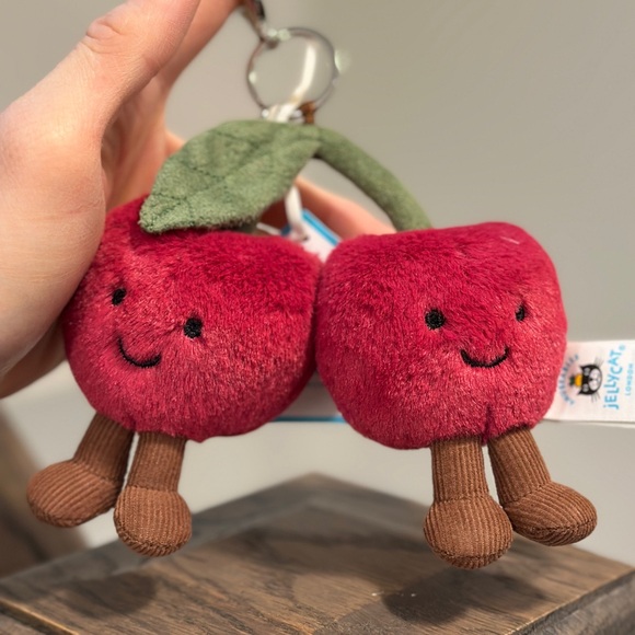 Rare Finds Jellycat BNWT 🧸 Valentine’s Gifts❤️ - Picture 14 of 16